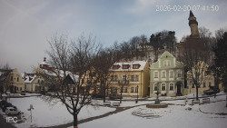 Náměstí, Hrad a Trůba