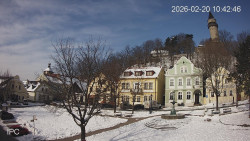 Náměstí, Hrad a Trůba