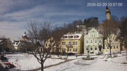 Náměstí, Hrad a Trůba