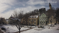 Náměstí, Hrad a Trůba