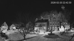 Náměstí, Hrad a Trůba