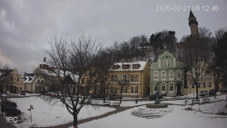 Náměstí, Hrad a Trůba