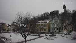 Náměstí, Hrad a Trůba