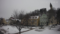 Náměstí, Hrad a Trůba