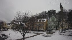 Náměstí, Hrad a Trůba