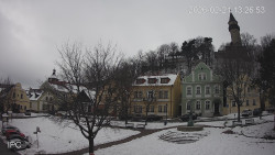 Náměstí, Hrad a Trůba