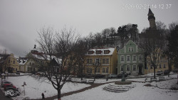 Náměstí, Hrad a Trůba