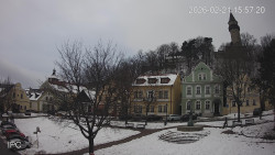 Náměstí, Hrad a Trůba