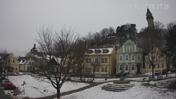 Náměstí, Hrad a Trůba