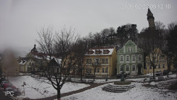 Náměstí, Hrad a Trůba