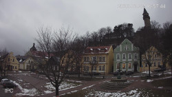 Náměstí, Hrad a Trůba