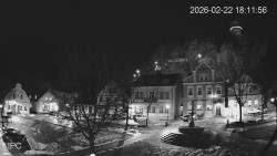 Náměstí, Hrad a Trůba