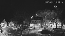 Náměstí, Hrad a Trůba