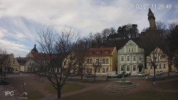 Náměstí, Hrad a Trůba