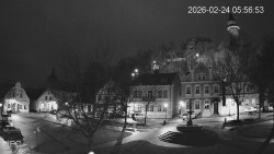 Náměstí, Hrad a Trůba