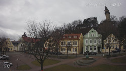 Náměstí, Hrad a Trůba