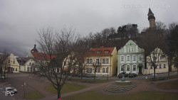 Náměstí, Hrad a Trůba