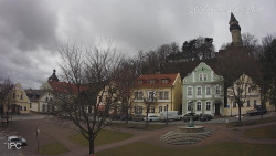 Náměstí, Hrad a Trůba