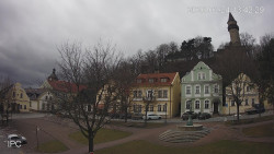 Náměstí, Hrad a Trůba