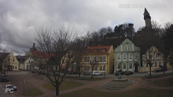 Náměstí, Hrad a Trůba