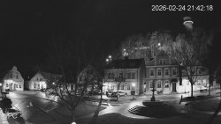 Náměstí, Hrad a Trůba