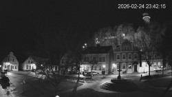 Náměstí, Hrad a Trůba