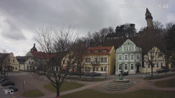 Náměstí, Hrad a Trůba