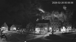 Náměstí, Hrad a Trůba