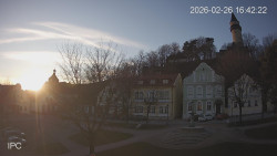 Náměstí, Hrad a Trůba