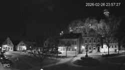 Náměstí, Hrad a Trůba