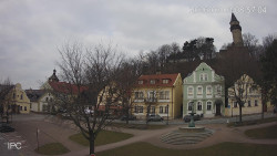 Náměstí, Hrad a Trůba