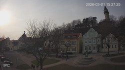 Náměstí, Hrad a Trůba