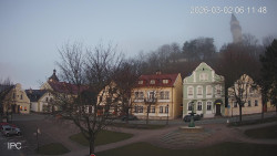 Náměstí, Hrad a Trůba