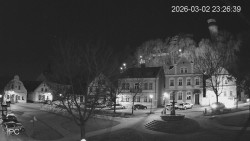 Náměstí, Hrad a Trůba