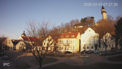 Náměstí, Hrad a Trůba