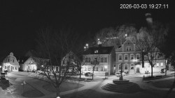 Náměstí, Hrad a Trůba