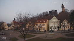 Náměstí, Hrad a Trůba