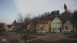 Náměstí, Hrad a Trůba