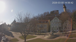 Náměstí, Hrad a Trůba