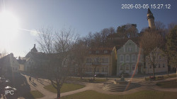 Náměstí, Hrad a Trůba