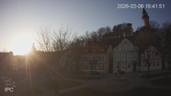 Náměstí, Hrad a Trůba