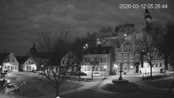 Náměstí, Hrad a Trůba