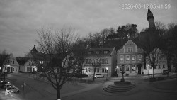 Náměstí, Hrad a Trůba