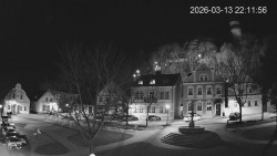 Náměstí, Hrad a Trůba