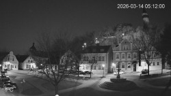 Náměstí, Hrad a Trůba