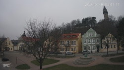 Náměstí, Hrad a Trůba