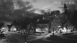 Náměstí, Hrad a Trůba