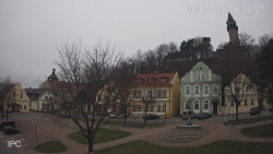 Náměstí, Hrad a Trůba