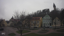 Náměstí, Hrad a Trůba