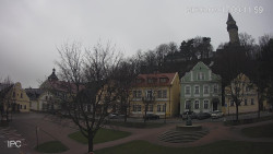 Náměstí, Hrad a Trůba